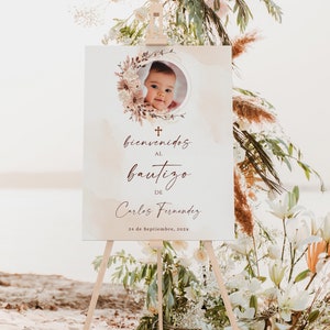 Boho flowers & pampas grass welcome sign in beige tone baptism boy with photo spanish printable, cartel de bienvenida bautismo español - C25
