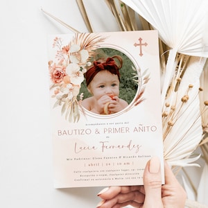 Baptism 1st birthday girl invitation template, bautizo y primer añito niña con foto invitación en español, boho flowers baptism invite -C290