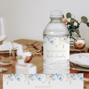 Etiqueta para botella de agua bautismo de niño en español, light blue flowers baptism boy water bottle labels template in spanish -C041