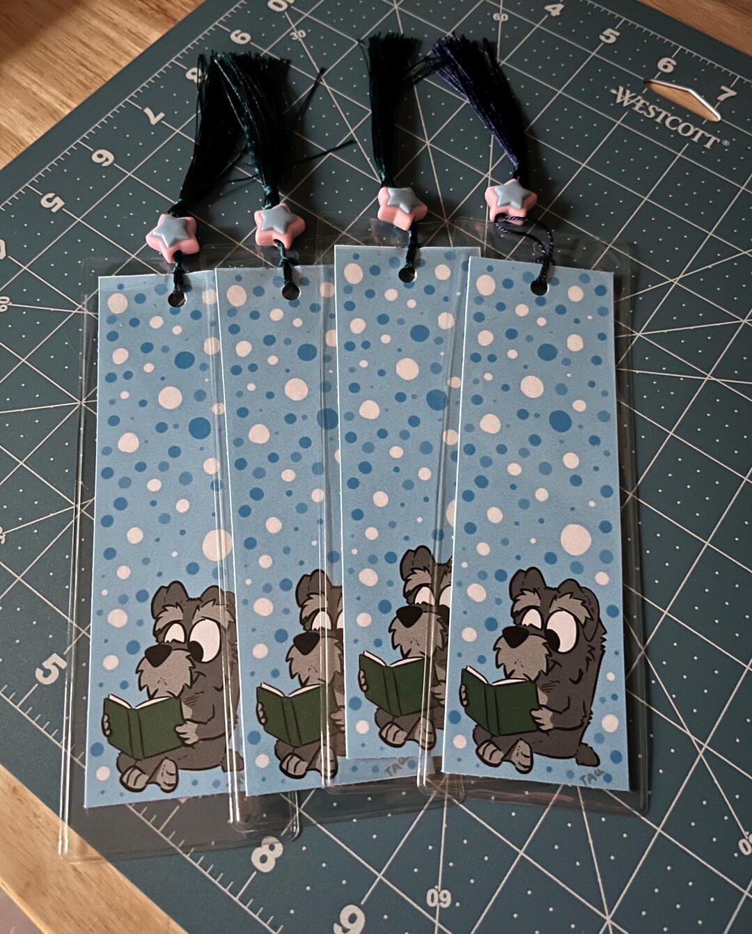SCHNAUZER READING Bookmark | Miniature Schnauzer Dog Art - Etsy