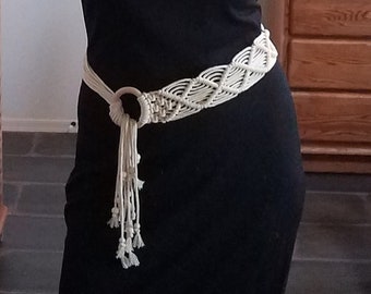 Macrame Belt, Boho Macrame Belt, Womens Macrame Belt, Woven Belt, Hippie Belt, Modern Macramé Belt, Macrame Belt with Beads