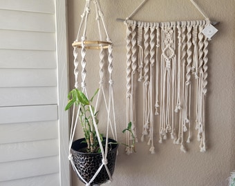 Tapiz de pared de macramé natural con madera flotante, estilo bohemio (49,5 x 81 cm)