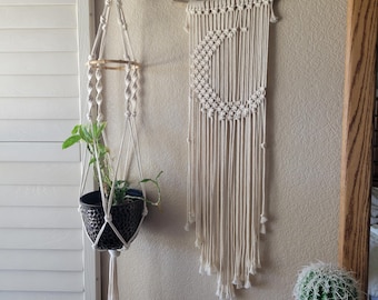Luna de macramé colgante de pared con madera flotante, decoración bohemia