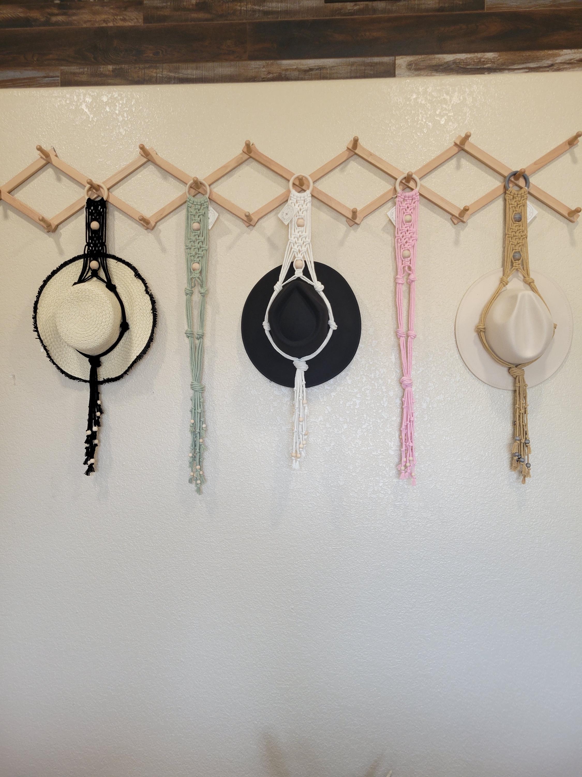 Macrame Single Hat Holder-Ready to Ship, Macramé Boho Hat Hanger, Boho Hat Rack, Hat Display, Hat Hanger for Wall, Hat Storage, Fedora Hat