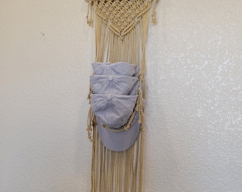 Soporte para 3 gorras, expositor de sombreros estilo boho, soporte para gorras de macramé