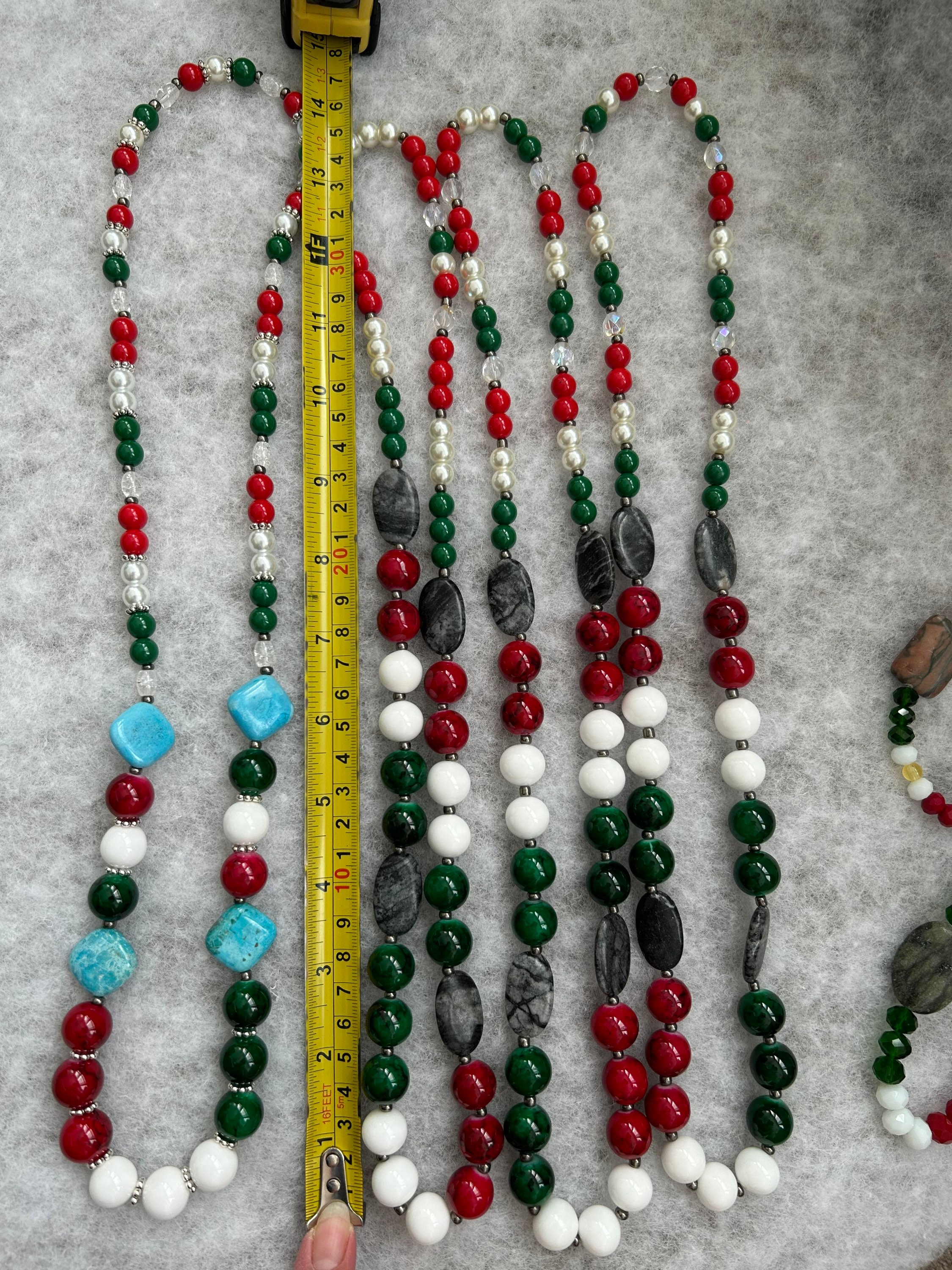 ブレスレット LESS IS MORE green bead necklace Handmade Minimalist Beaded Green Necklace Bracelet Jewellery