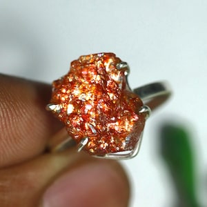 Uncut Sunstone Ring – Raw Gemstone Ring – Healing Crystal Jewelry – Unique Sunstone Gift