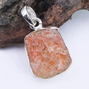 Sunstone Pendant Necklace Handmade Crystal Jewelry Natural Sunstone Charm Healing Gemstone Necklace  Gift for Her
