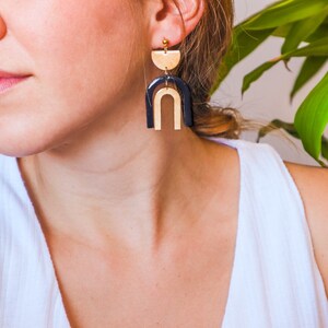 Large wood earring, Long earrings u shaped, delicate geometric earrings in brown, gift for mother image 8
