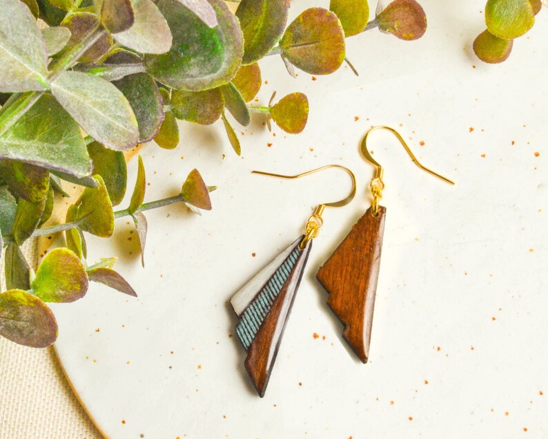 Lond dangle drop wood earrings and modern stylish dangling earrings