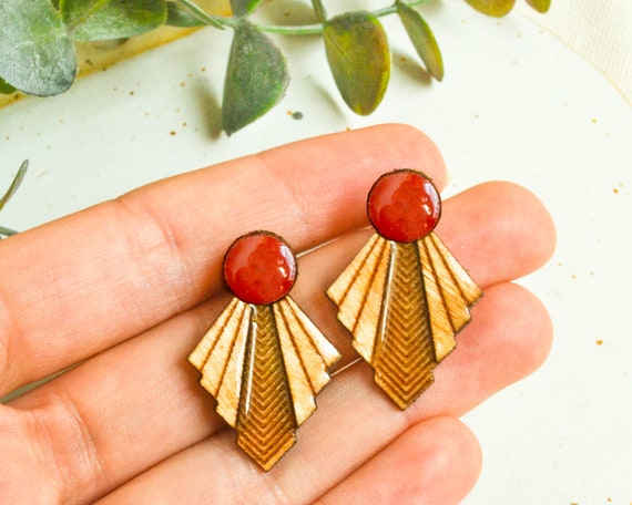 Art Deco Coral and 18k Gold Earrings - Ruby Lane