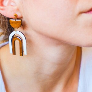 Large wood earring, Long earrings u shaped, delicate geometric earrings in brown, gift for mother image 3