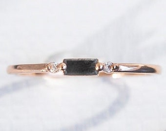 Minimalist Solid Gold Ring with Baguette Salt and Pepper Diamond | 14k Gold Baguette Diamond Stackable Ring