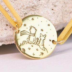 Eco String Armband mit Gold Der Kleine Prinz Anhänger Schmuck aus recyceltem Silber mit Le Petit Prince Bild 1