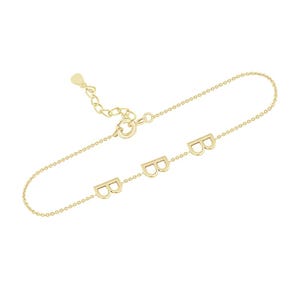 Pulsera de triple inicial personalizada / Pulsera de oro o platino con tres letras de su elección / Pulsera de plata con inicial lateral