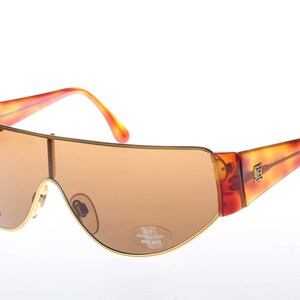 Laura Biagiotti Oversized vintage sunglasses