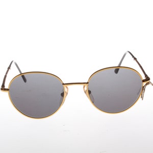Toy Tower Bamboo frame  vintage sunglasses