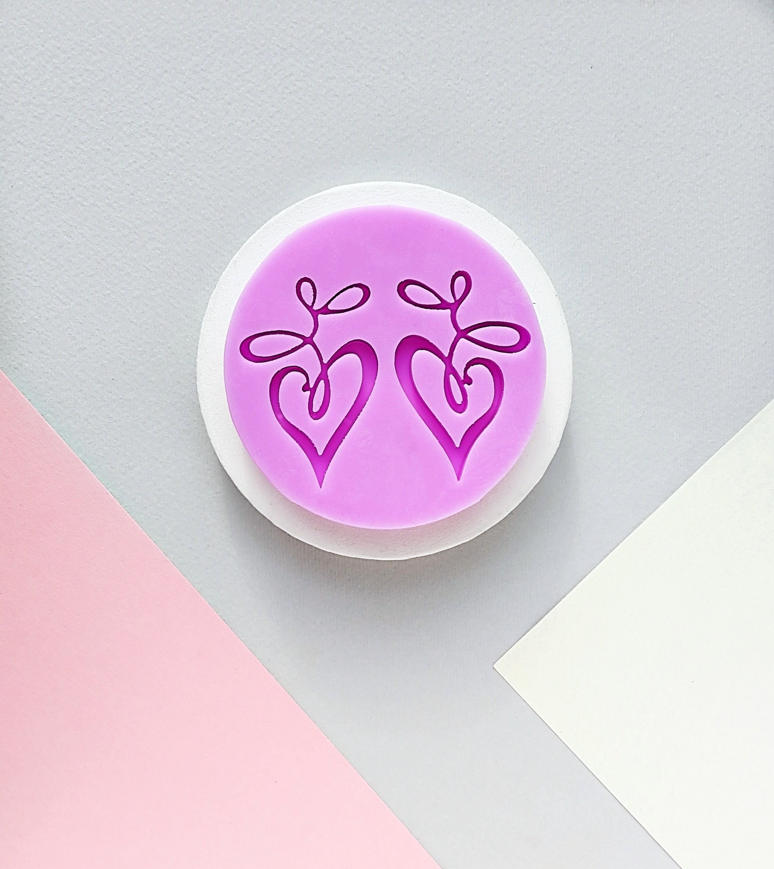 4pcs, Heart Sign Molds Valentine's Day Heart Resin Molds Silicone Molds For Epoxy  Resin Heart Memorial Mold Sign Condolence Grief Signs Silicone Casting Molds  DIY Craft Home Decor Office Sign 2024 - $16.49