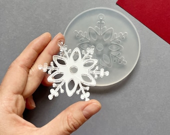 Christmas tree snowflake ornament mold, Holiday decoration resin form, Snowflake keychain mould, Flexible epoxy  shape, Xmas silicone mold