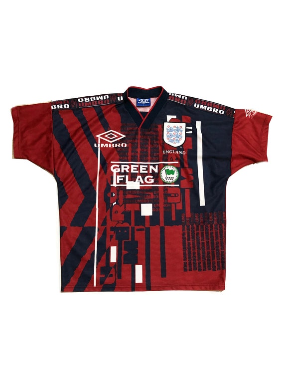 vintage 90s umbro pro training short sleeve sweater