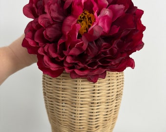 Flor para flamenca, tamaño grande ,color vino Burdeos