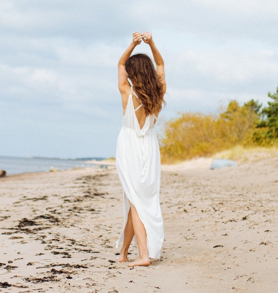 Beach White Dress For Prenup 24 Gorgeous Beach Engagement Dresses Windsor