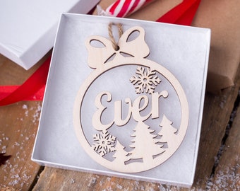 Christmas ornament, Personalized name ornament wood, Holiday ornament with name, Personalized name snowflake,, laser cut
