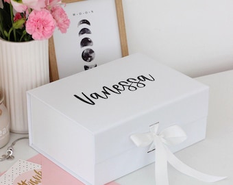 Bridesmaid Proposal Box, White Bachelorette Gift, Maid of Honor Box, Foil Print Personalisation, Corporate Gift Box Emty