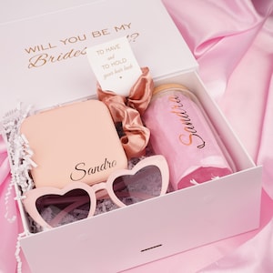 Bridesmaid Gift Will You Be My Bridesmaid Personalized Box with Ribbon Magnetic Basket Empty Maid of Honor Box for Packaging Shipping Box
