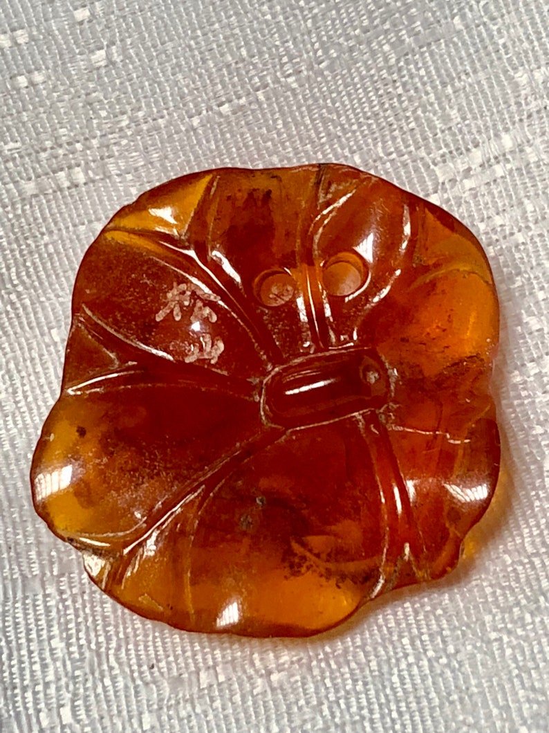 Cherry amber Netsuke