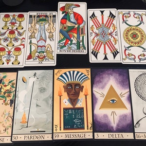 ¡Lectura a dos voces! Tarot, Lenormand, cartas de juego, Oráculo de la Tríada, cartas de la Sibilla y cartas astrológicas de Symbolon.