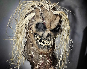 Haunting Scarecrow Mask