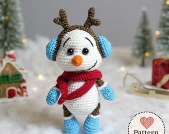 Wzór szydełkowy na bałwana amigurumi: samouczek na świąteczną ozdobę (plik PDF)