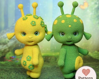 Alien Amigurumi Crochet Pattern, Space Plush Toy Tutorial (PDF Download)