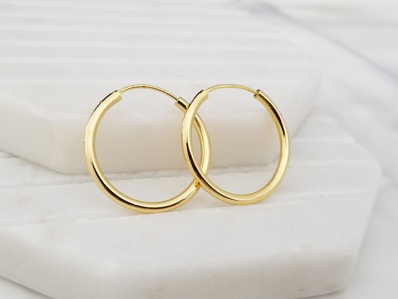 gold endless hoop earrings 18k