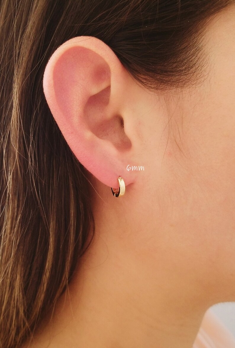18k Gold Huggies Huggie Earrings Minimalist Earrings Hinged Etsy UK