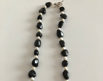 natural black stone /fresh water pearl necklace