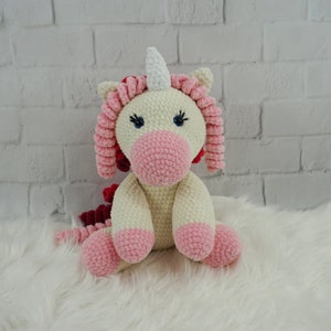 Baby Amigurumi Einhorn häkeln Einhorn und Häkelspielzeug für ein Neugeborenen oder Kindergeschenk Duschgeschenk und Fotosession BabyGeschenk