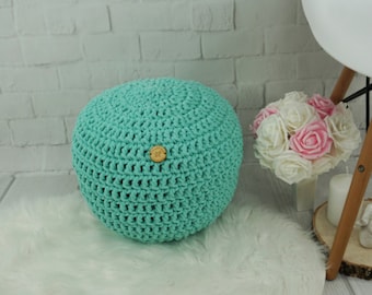 Pouf in cotone all'uncinetto: poggiapiedi rotondo in maglia, cuscino poggiapiedi