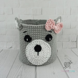 Grey Bear basket with pink bow Crochet basket Bear nursery decor Woodland nursery camping room decor Woodland nursery decor Basket for toys