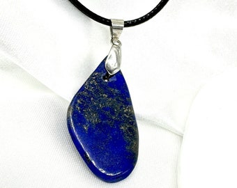 Pendentif lapis-lazuli brute homme et femme, cadeau papa / cadeau maman / cadeau unique homme