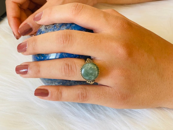 Bague pierre de jade femme sale