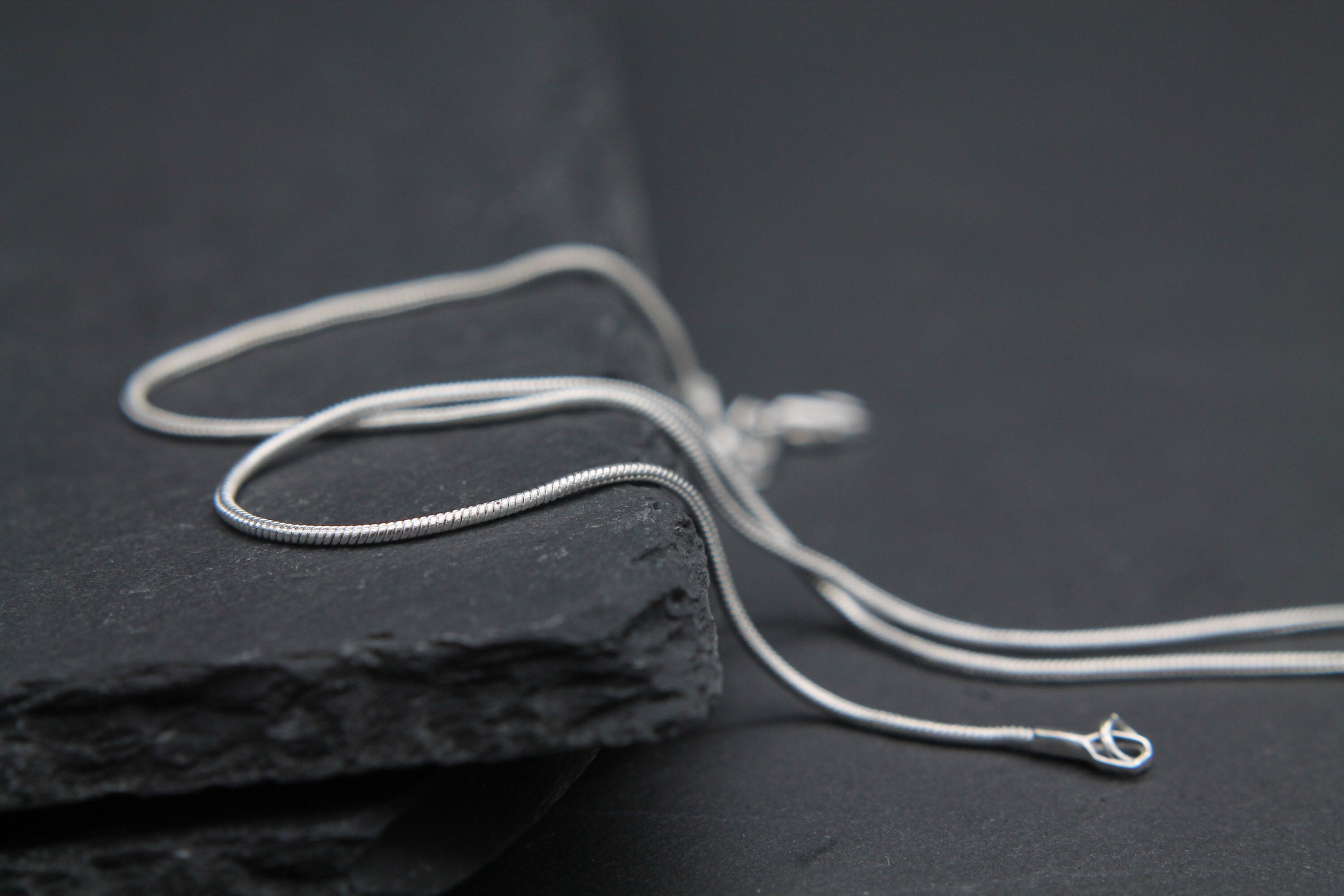 Boucles D'oreilles Créoles Argentées En Forme De Dôme | Accessoires Boucles D'oreilles Créoles Argentées En Forme De Dôme | Accessoires