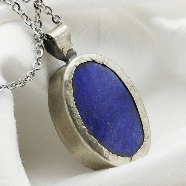 Cadeau homme / collier homme pierre naturelle / pendentif lapis lazuli