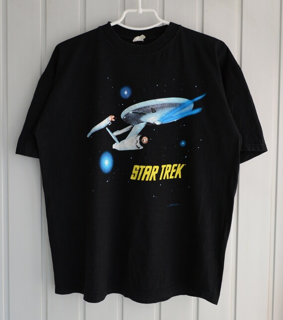 Vintage 1995 Star Trek t shirt by Stanley Desantis