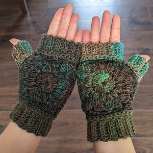 Feather Moss Fingerless Gloves PDF digital crochet pattern instant download crochet gloves beginner crochet pattern Christmas gift image 9