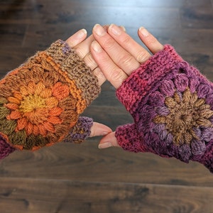 Feather Moss Fingerless Gloves PDF digital crochet pattern instant download crochet gloves beginner crochet pattern Christmas gift image 5