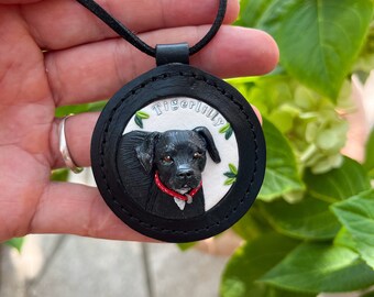 Personalisierte Hundehalskette mit Namen, Personalisierte 3D Miniatur Hundehalskette, Hundegedenkgeschenk, Hundeliebhaber Andenken, Lederhalskette