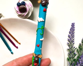 Handgemachte Elch Häkelnadel, Häkelnadel für Weihnachten, Polymer Clay Design, Fun Craft Tool