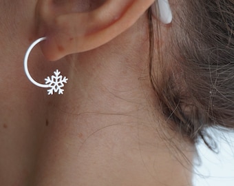 Silver earrings SNOWFLAKES outline